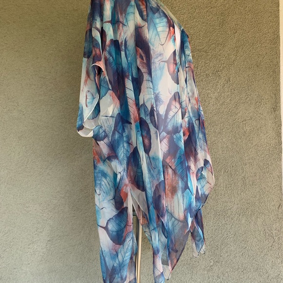 🔥5/$20🔥 Chiffon Duster Leaf Print - Picture 9 of 12